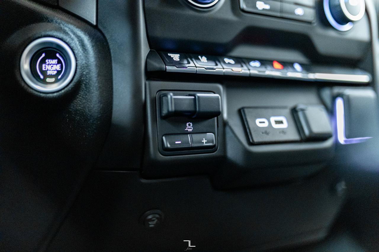 2024 Chevrolet Silverado 2500HD 4x4 Crew Cab Custom Diesel PSeat BCam Red Deer AB