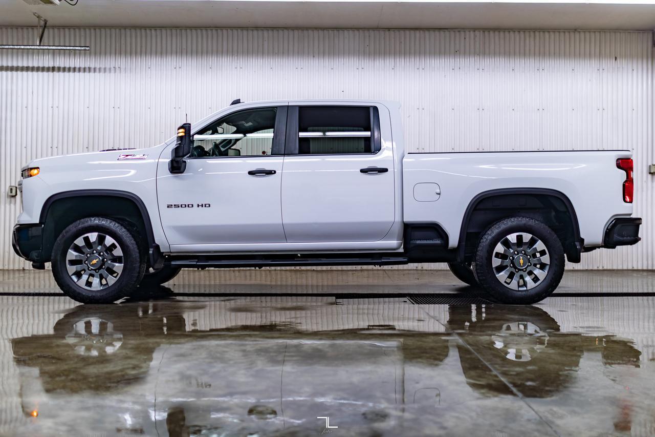 2024 Chevrolet Silverado 2500HD 4x4 Crew Cab Custom Z71 PSeat BCam Red Deer AB