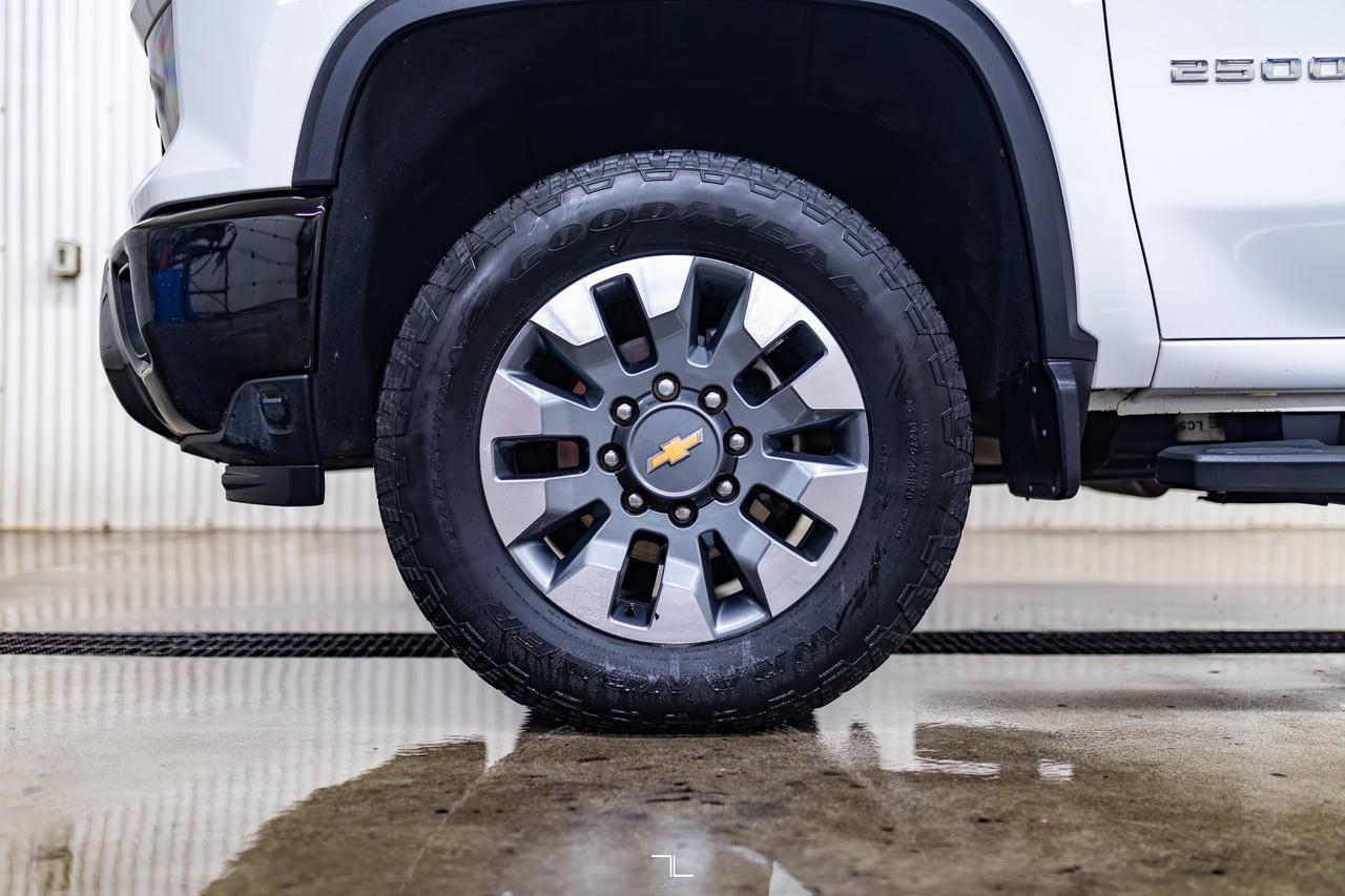 2024 Chevrolet Silverado 2500HD 4x4 Crew Cab Custom Z71 PSeat BCam Red Deer AB