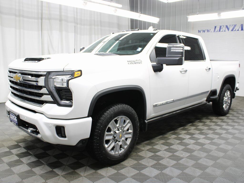 2024 Chevrolet Silverado 2500HD 4x4 Crew Cab High Country Fond du Lac WI