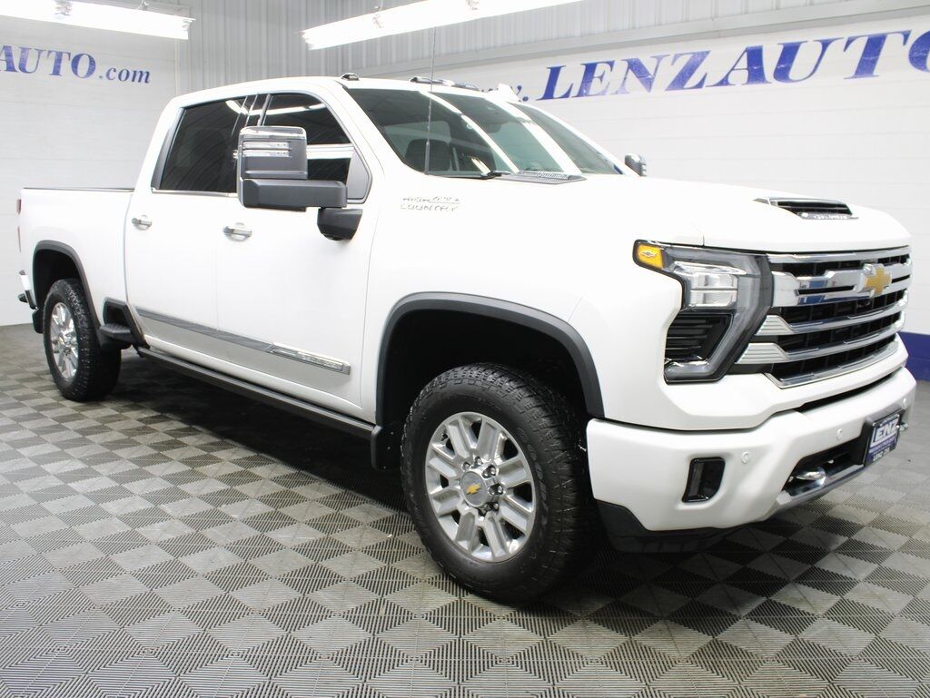 2024 Chevrolet Silverado 2500HD 4x4 Crew Cab High Country Fond du Lac WI