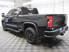 2024 Chevrolet Silverado 2500HD 4x4 Crew Cab High Country Fond du Lac WI