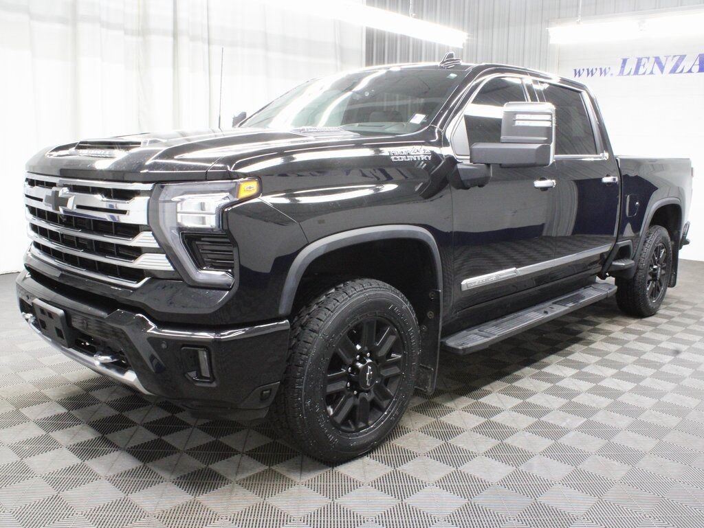 2024 Chevrolet Silverado 2500HD 4x4 Crew Cab High Country Fond du Lac WI