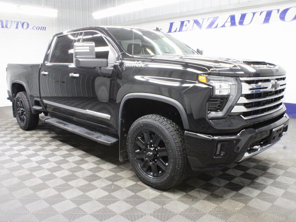 2024 Chevrolet Silverado 2500HD 4x4 Crew Cab High Country Fond du Lac WI