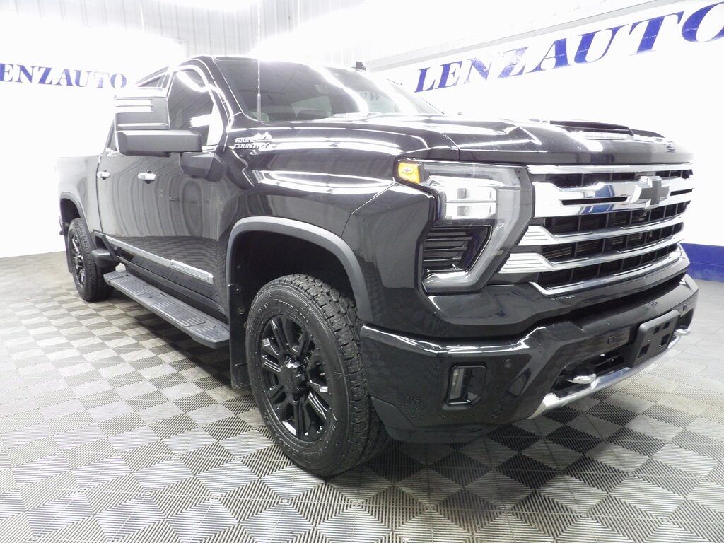 2024 Chevrolet Silverado 2500HD 4x4 Crew Cab High Country Fond du Lac WI
