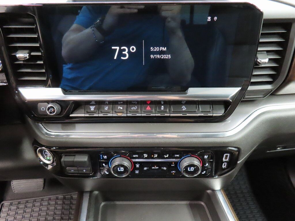 2024 Chevrolet Silverado 2500HD 4x4 Crew Cab High Country Fond du Lac WI