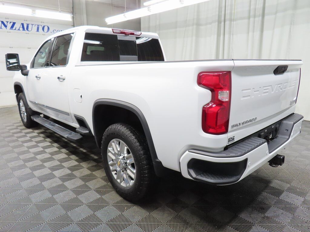 2024 Chevrolet Silverado 2500HD 4x4 Crew Cab High Country Fond du Lac WI