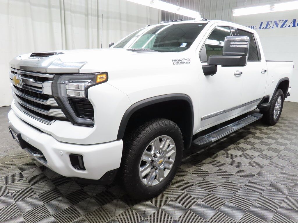 2024 Chevrolet Silverado 2500HD 4x4 Crew Cab High Country Fond du Lac WI