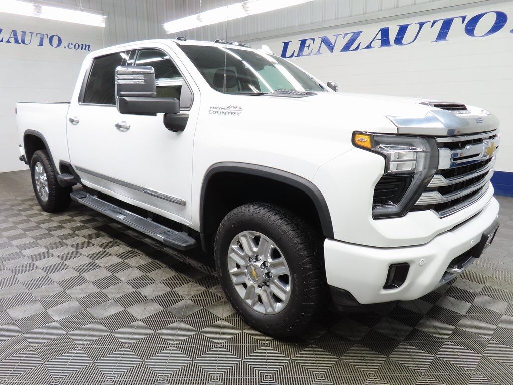 2024 Chevrolet Silverado 2500HD 4x4 Crew Cab High Country Fond du Lac WI