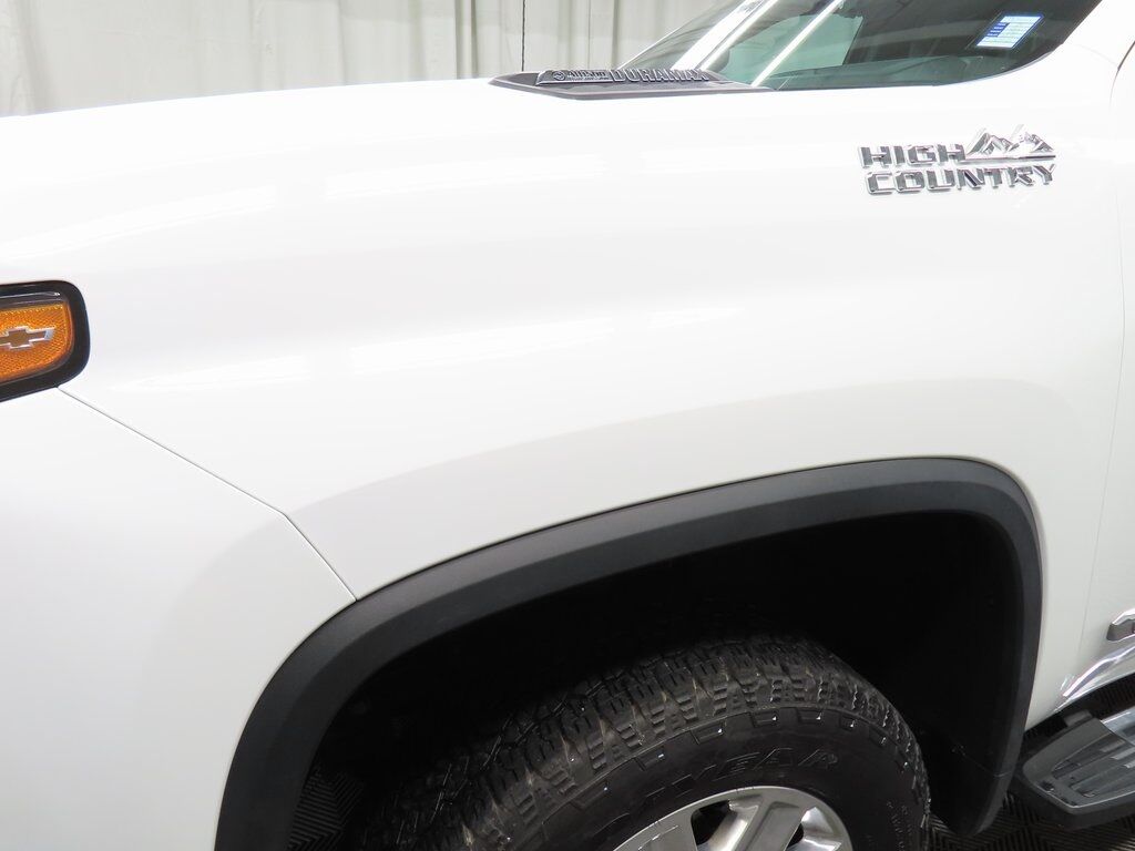 2024 Chevrolet Silverado 2500HD 4x4 Crew Cab High Country Fond du Lac WI