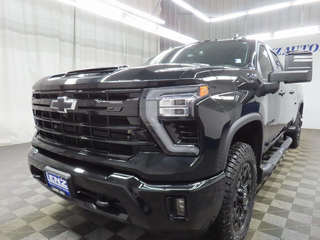 2024 Chevrolet Silverado 2500HD 4x4 Crew Cab LT Fond du Lac WI