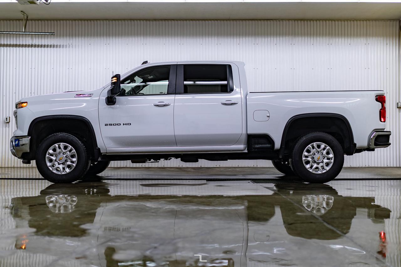 2024 Chevrolet Silverado 2500HD 4x4 Crew Cab LT Z71 Diesel Nav BCam Red Deer AB