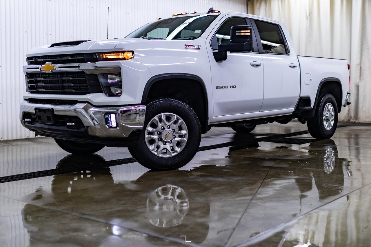2024 Chevrolet Silverado 2500HD 4x4 Crew Cab LT Z71 Diesel Nav BCam Red Deer AB