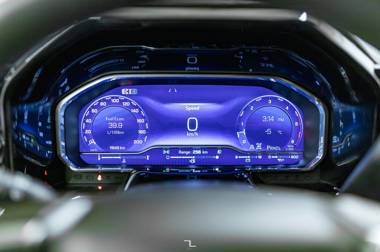 2024 Chevrolet Silverado 2500HD 4x4 Crew Cab LT Z71 Diesel Nav BCam Red Deer AB