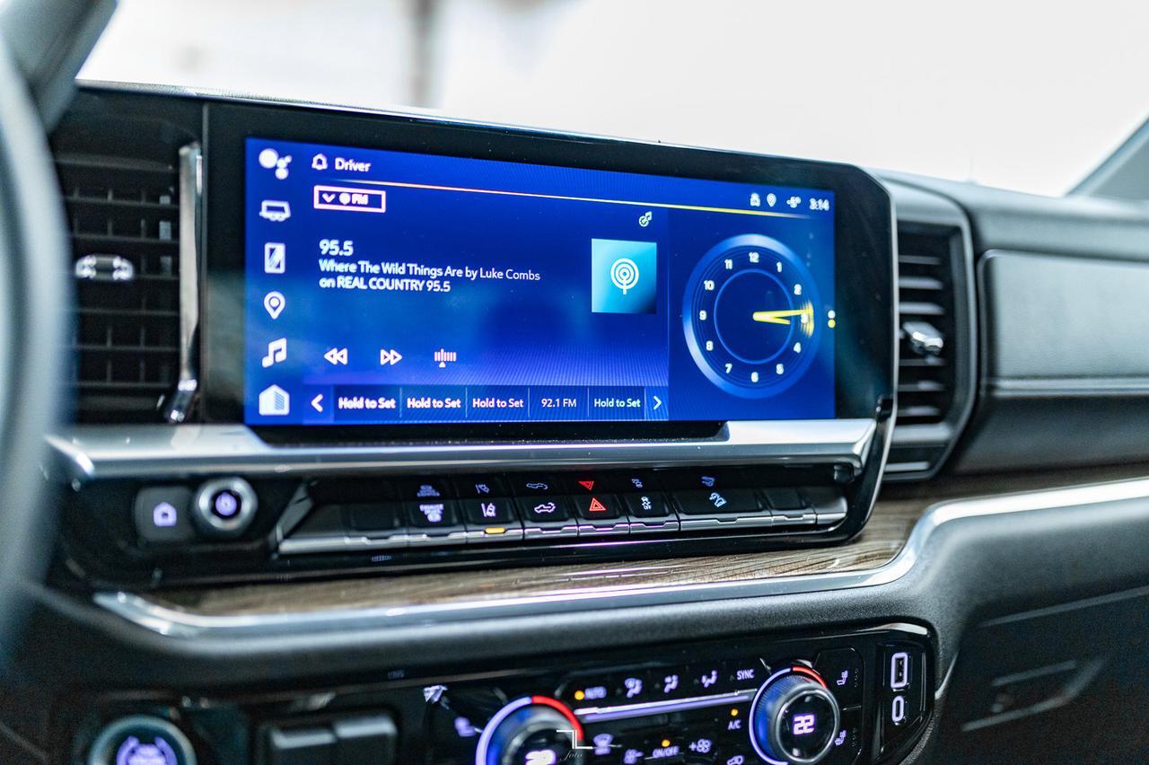 2024 Chevrolet Silverado 2500HD 4x4 Crew Cab LT Z71 Diesel Nav BCam Red Deer AB