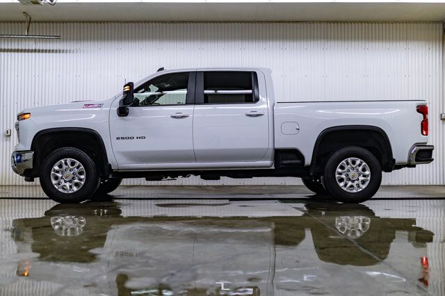 2024 Chevrolet Silverado 2500HD 4x4 Crew Cab LT Z71 Diesel Nav BCam Red Deer AB