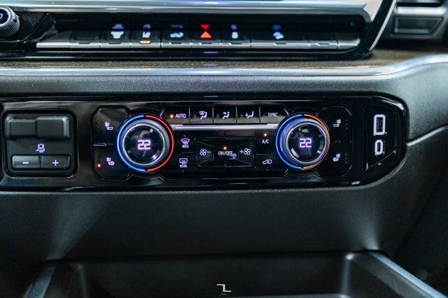 2024 Chevrolet Silverado 2500HD 4x4 Crew Cab LT Z71 Diesel Nav BCam Red Deer AB