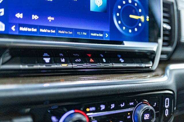 2024 Chevrolet Silverado 2500HD 4x4 Crew Cab LT Z71 Diesel Nav BCam Red Deer AB