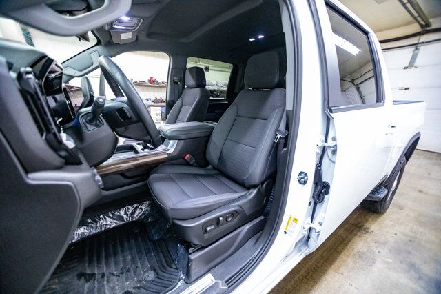 2024 Chevrolet Silverado 2500HD 4x4 Crew Cab LT Z71 Diesel Nav BCam Red Deer AB