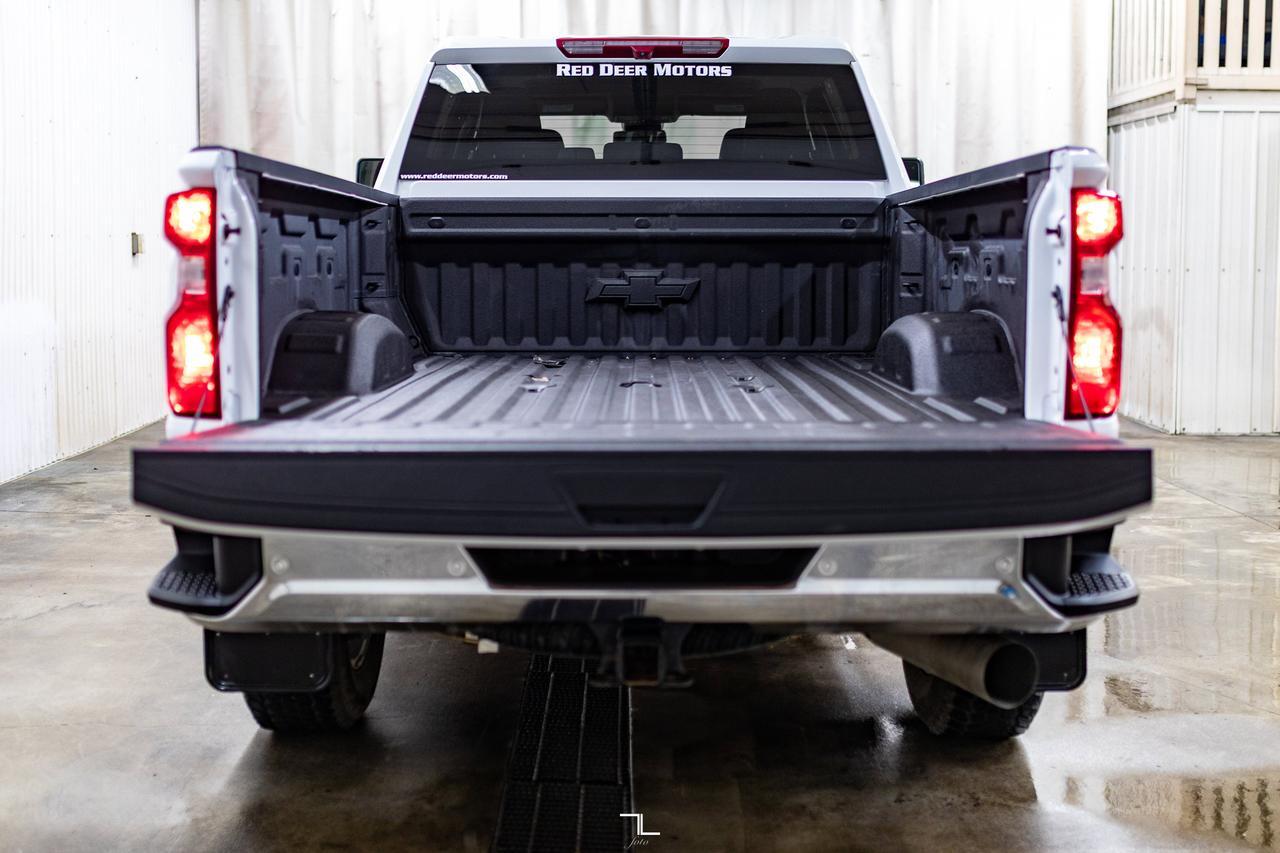 2024 Chevrolet Silverado 2500HD 4x4 Crew Cab LT Z71 Diesel Nav BCam Red Deer AB