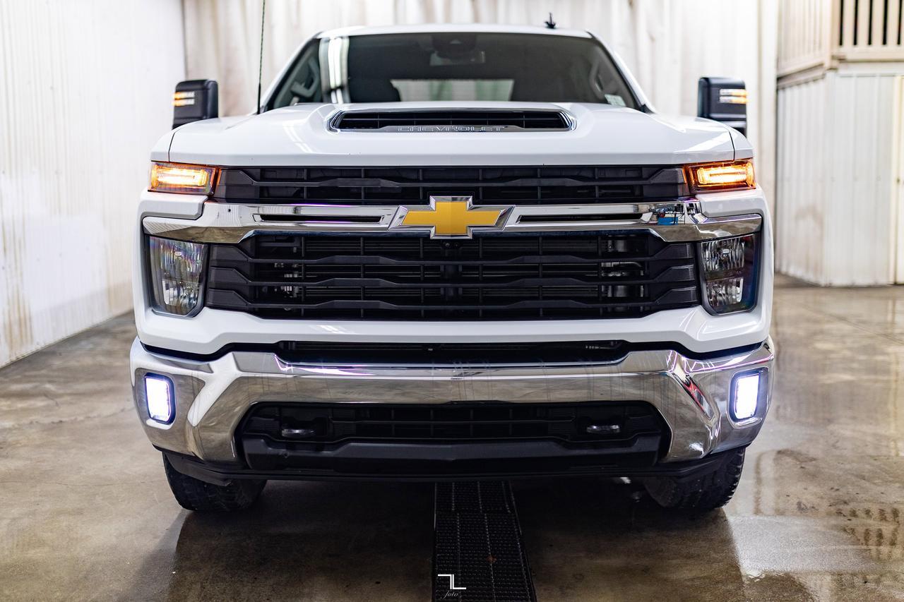 2024 Chevrolet Silverado 2500HD 4x4 Crew Cab LT Z71 Diesel Nav BCam Red Deer AB