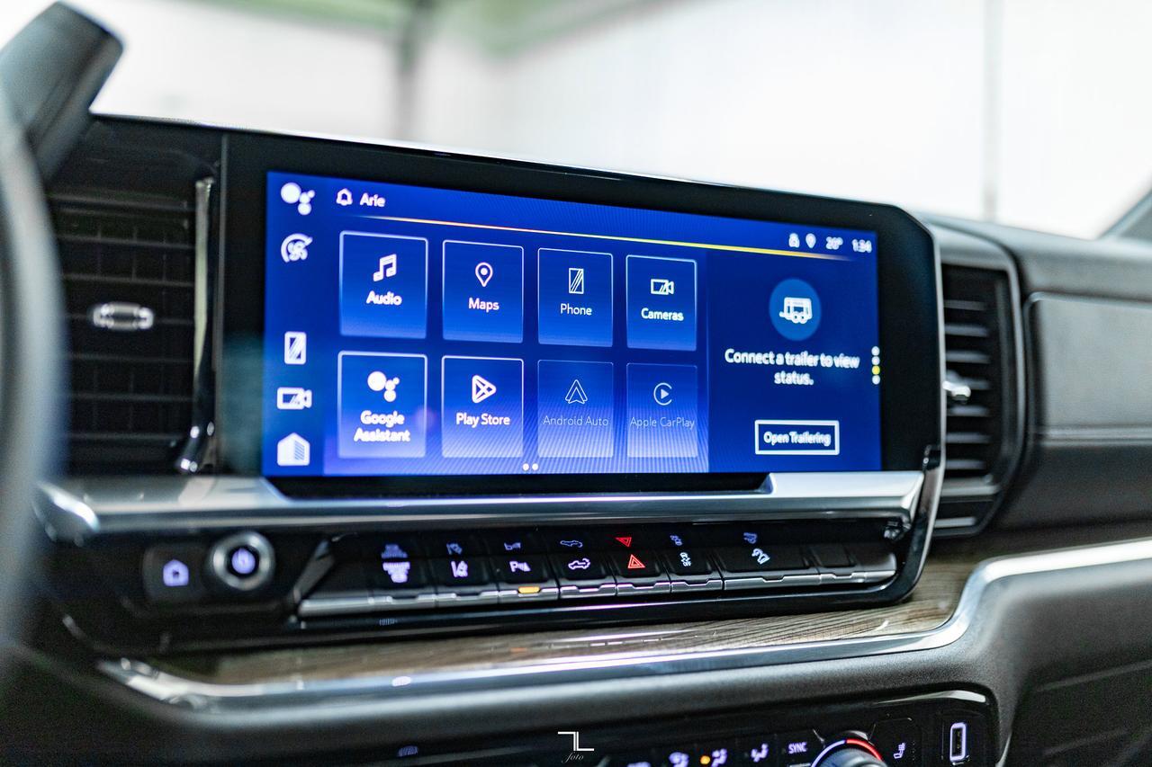 2024 Chevrolet Silverado 2500HD 4x4 Crew Cab LT Z71 Diesel Nav BCam Red Deer AB