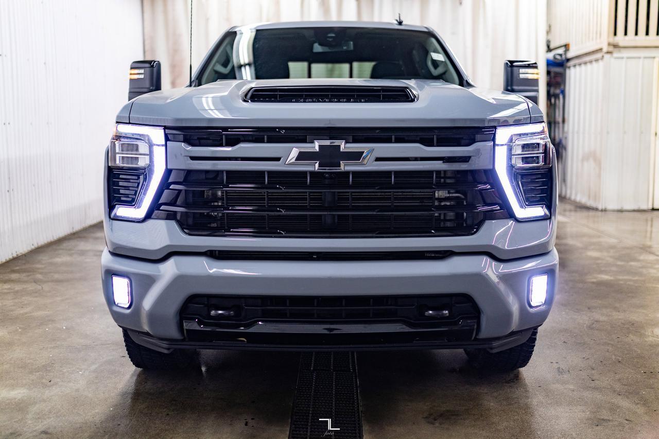 2024 Chevrolet Silverado 2500HD 4x4 Crew Cab LT Z71 Diesel Roof BCam PSeat Red Deer AB