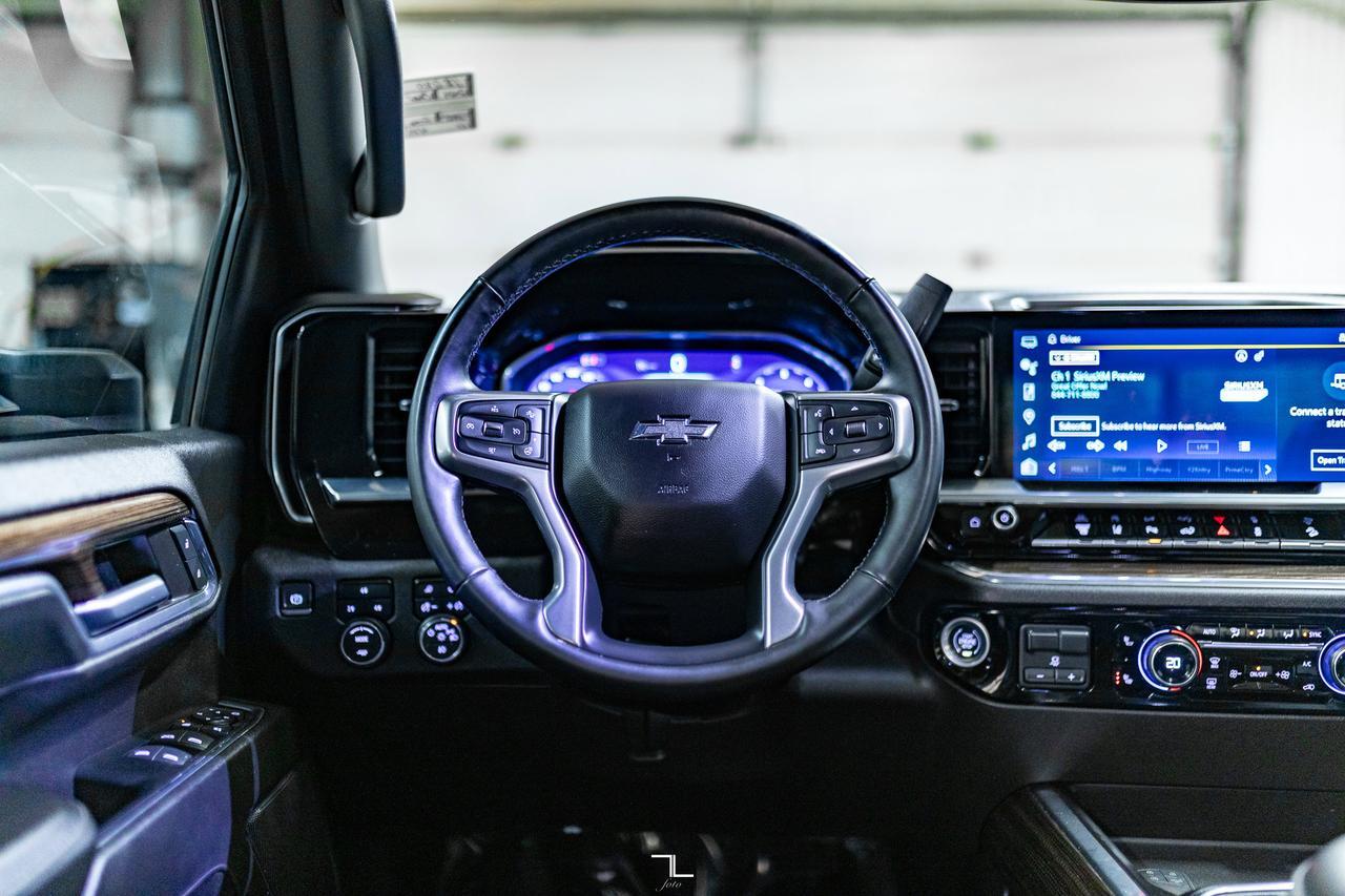 2024 Chevrolet Silverado 2500HD 4x4 Crew Cab LT Z71 Diesel Roof BCam PSeat Red Deer AB