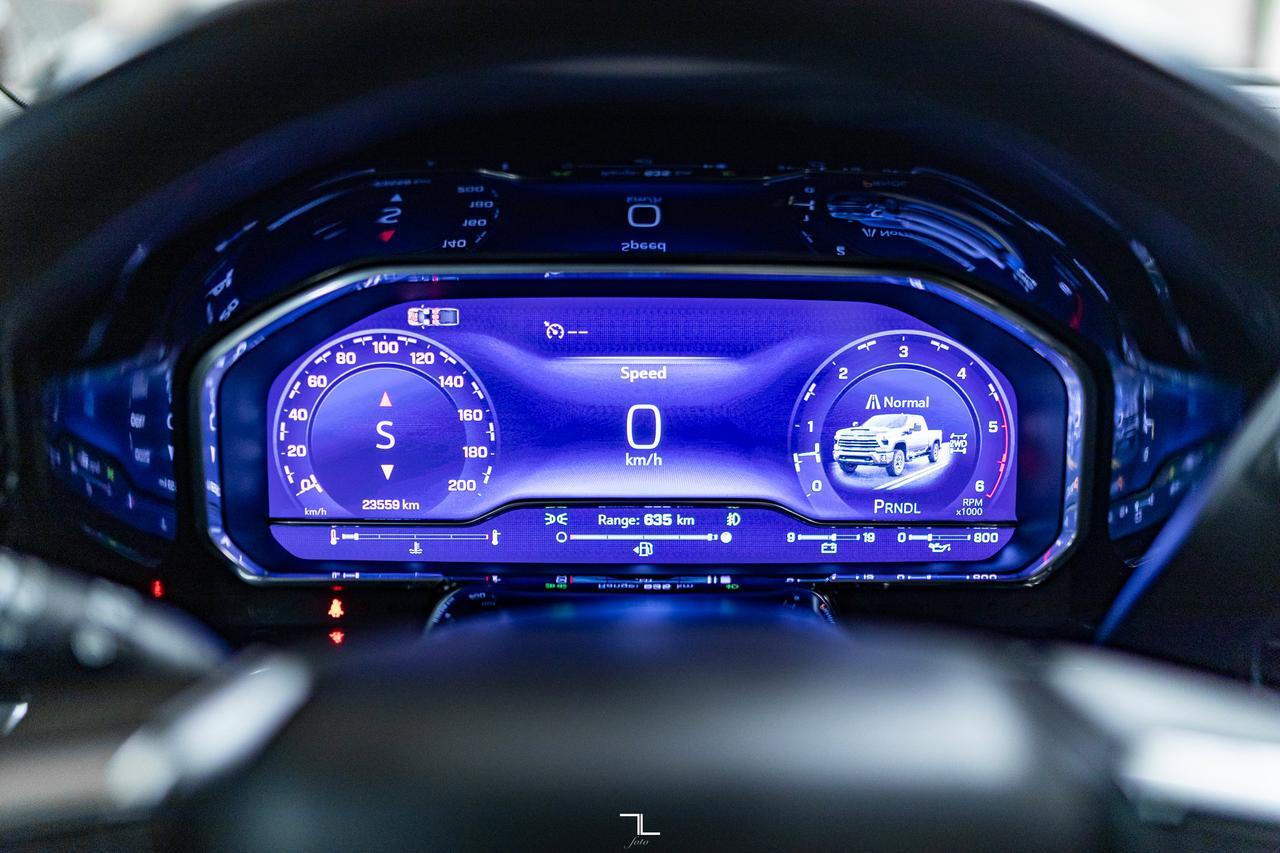 2024 Chevrolet Silverado 2500HD 4x4 Crew Cab LT Z71 Diesel Roof BCam PSeat Red Deer AB