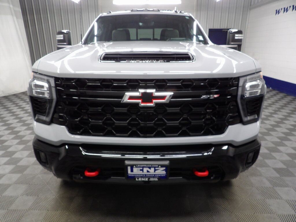 2024 Chevrolet Silverado 2500HD 4x4 Crew Cab ZR2 Fond du Lac WI