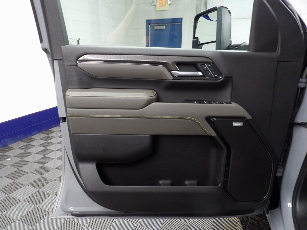 2024 Chevrolet Silverado 2500HD 4x4 Crew Cab ZR2 Fond du Lac WI