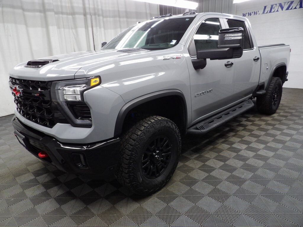2024 Chevrolet Silverado 2500HD 4x4 Crew Cab ZR2 Fond du Lac WI