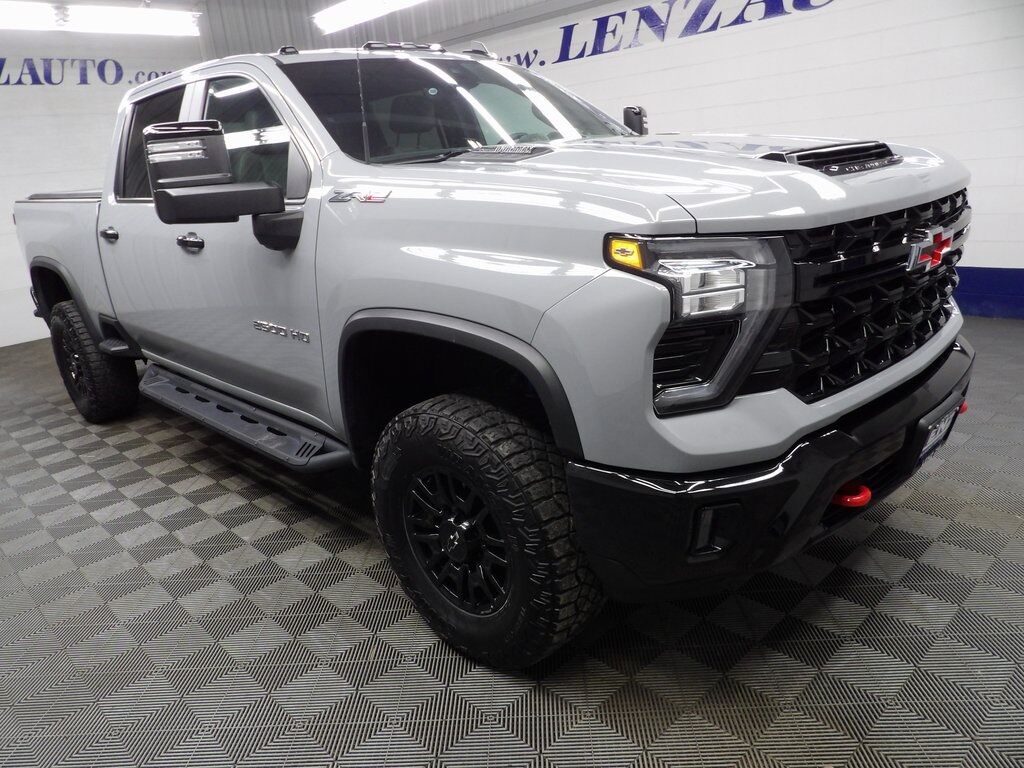 2024 Chevrolet Silverado 2500HD 4x4 Crew Cab ZR2 Fond du Lac WI