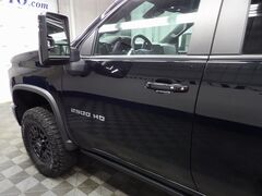2024 Chevrolet Silverado 2500HD 4x4 Crew Cab ZR2 Fond du Lac WI