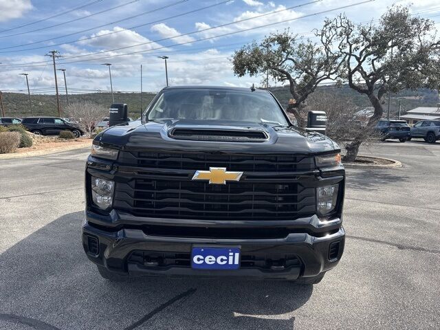 2024 Chevrolet Silverado 2500HD Custom