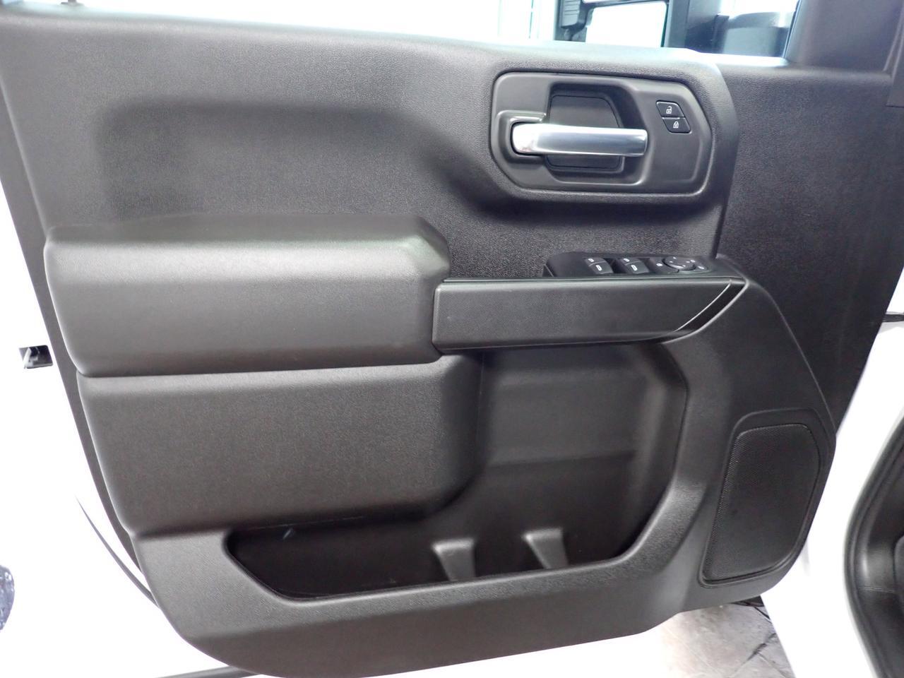 2024 Chevrolet Silverado 2500HD Custom 4WD CREW CAB Listowel ON