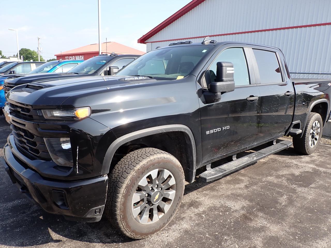 2024 Chevrolet Silverado 2500HD Custom 4WD CREW CAB Listowel ON