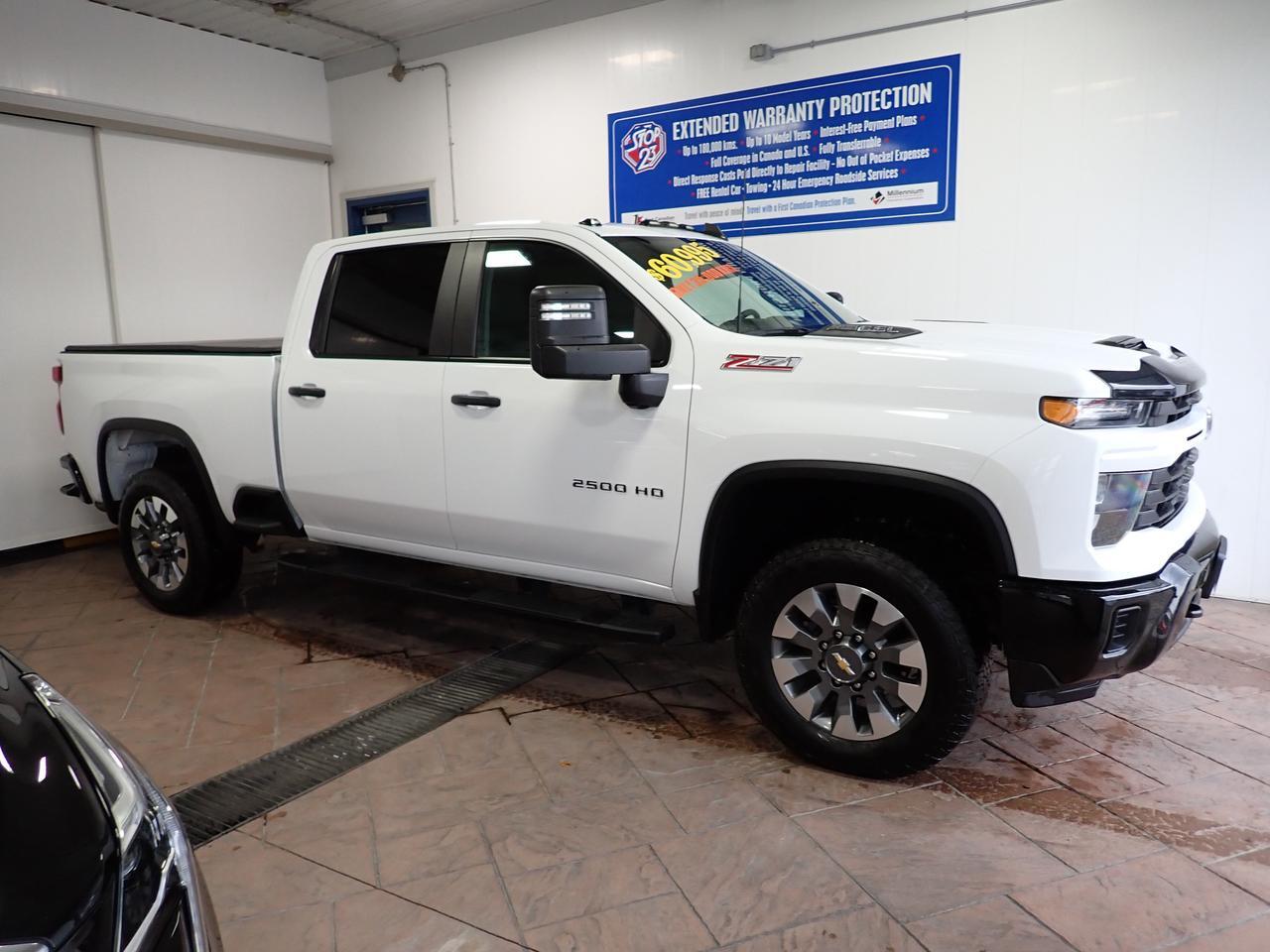 2024 Chevrolet Silverado 2500HD Custom 4WD CREW CAB