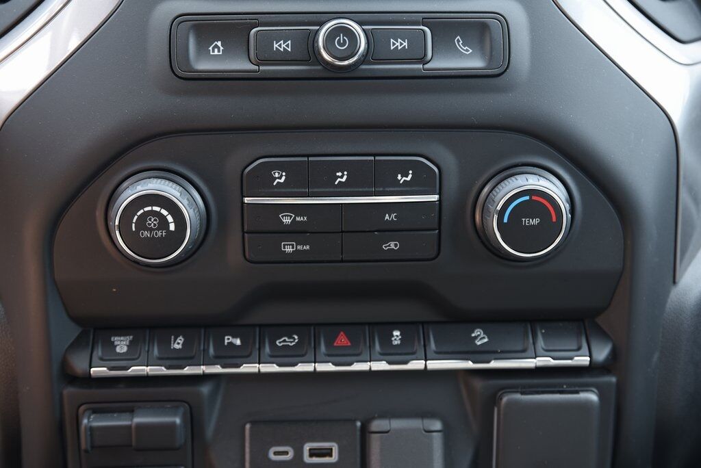 2024 Chevrolet Silverado 2500HD Custom Akron