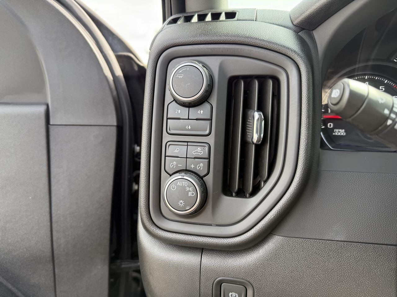 2024 Chevrolet Silverado 2500HD Custom Crestwood KY