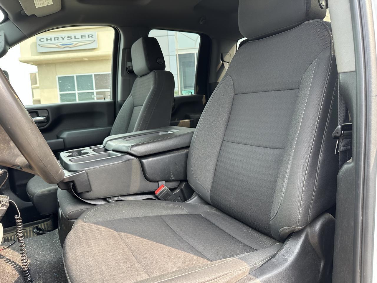 2024 Chevrolet Silverado 2500HD Custom Double Cab 4WD | V8 | 7IN HD Touchscreen | Push Start | Hitch Guidance Redwater AB