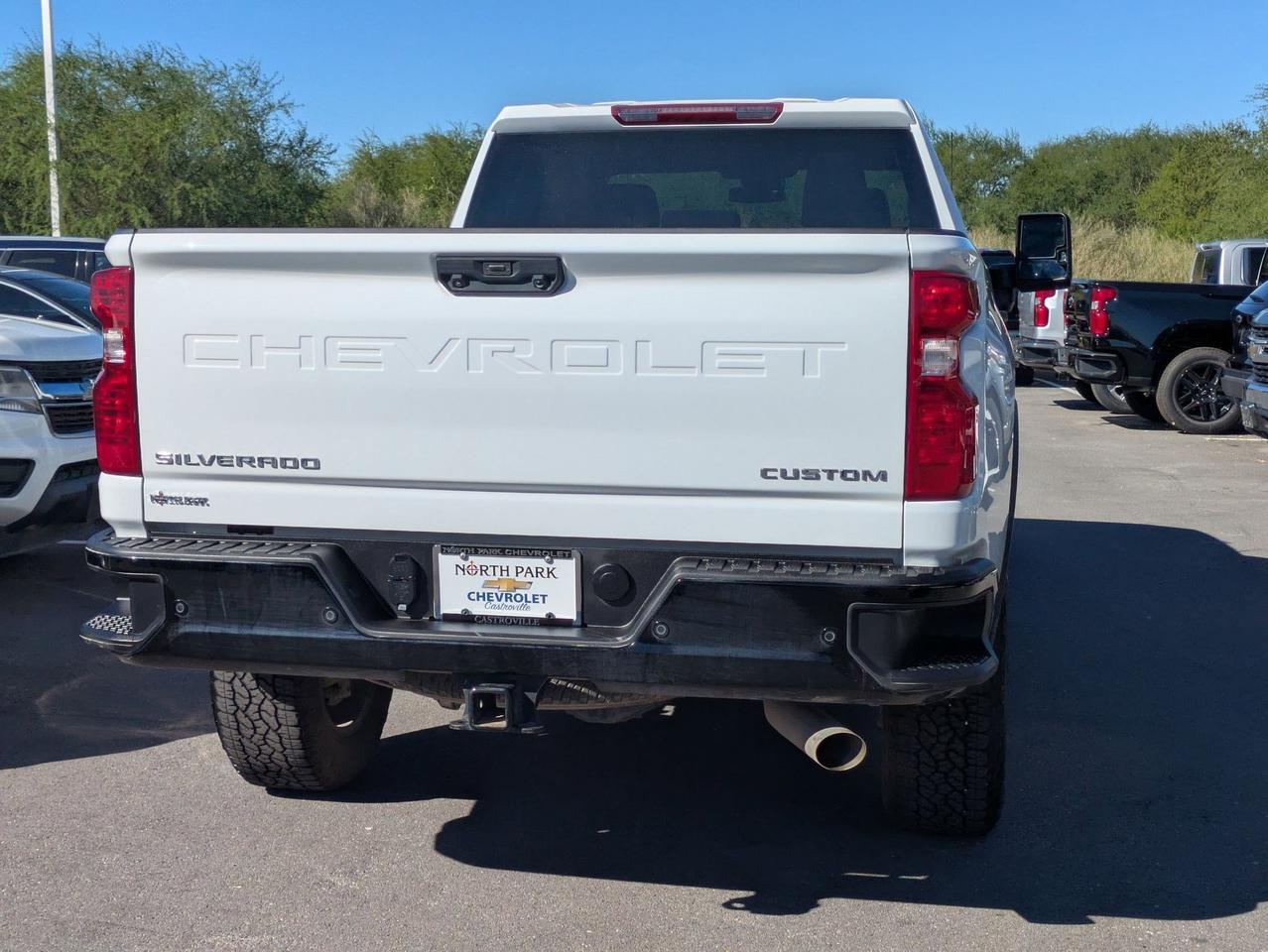 2024 Chevrolet Silverado 2500HD Custom