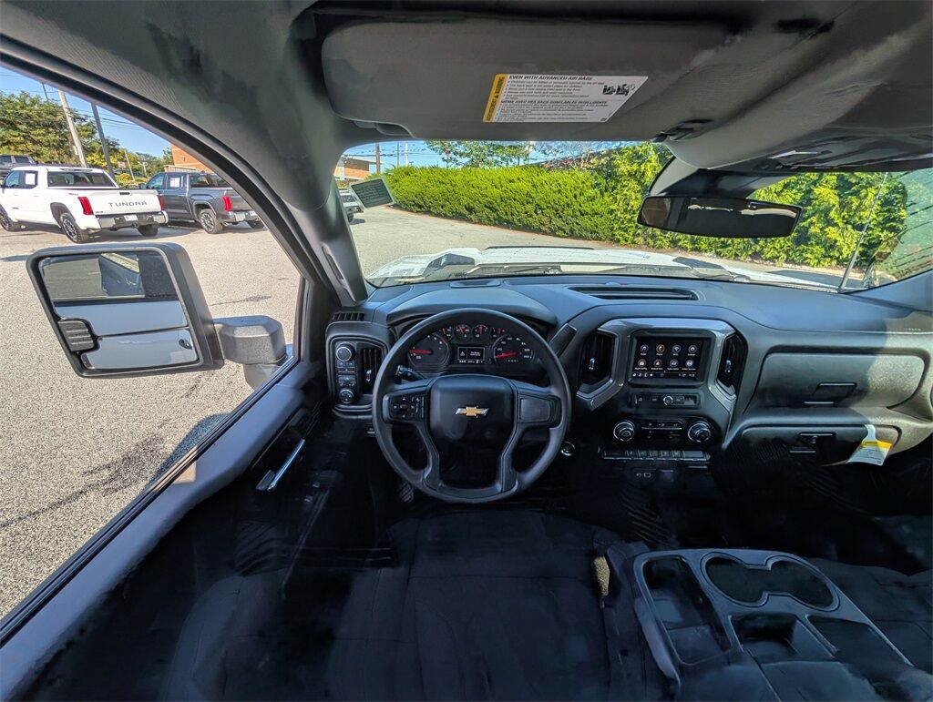 2024 Chevrolet Silverado 2500HD Custom