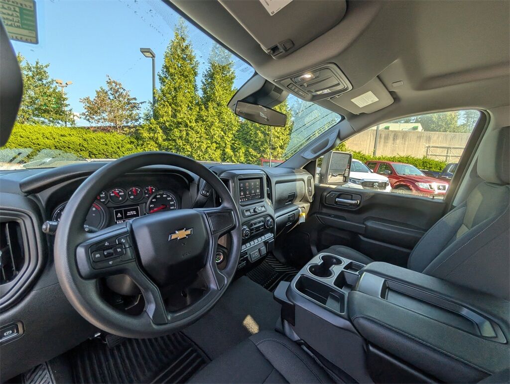 2024 Chevrolet Silverado 2500HD Custom