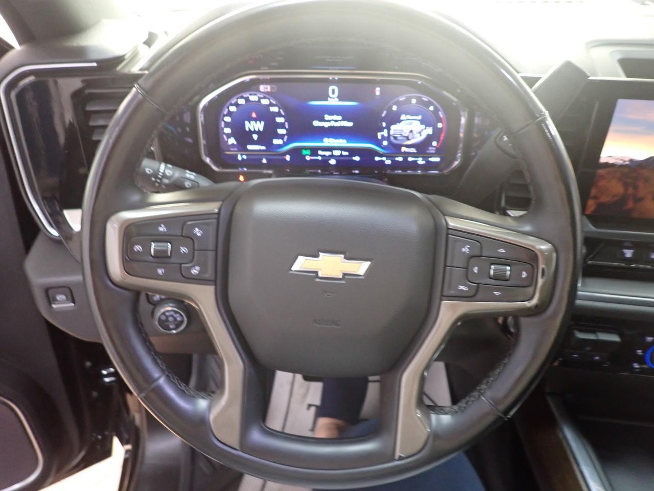 2024 Chevrolet Silverado 2500HD High Country 4WD CREW CAB LEATHER SUNROOF *DIESEL* Listowel ON