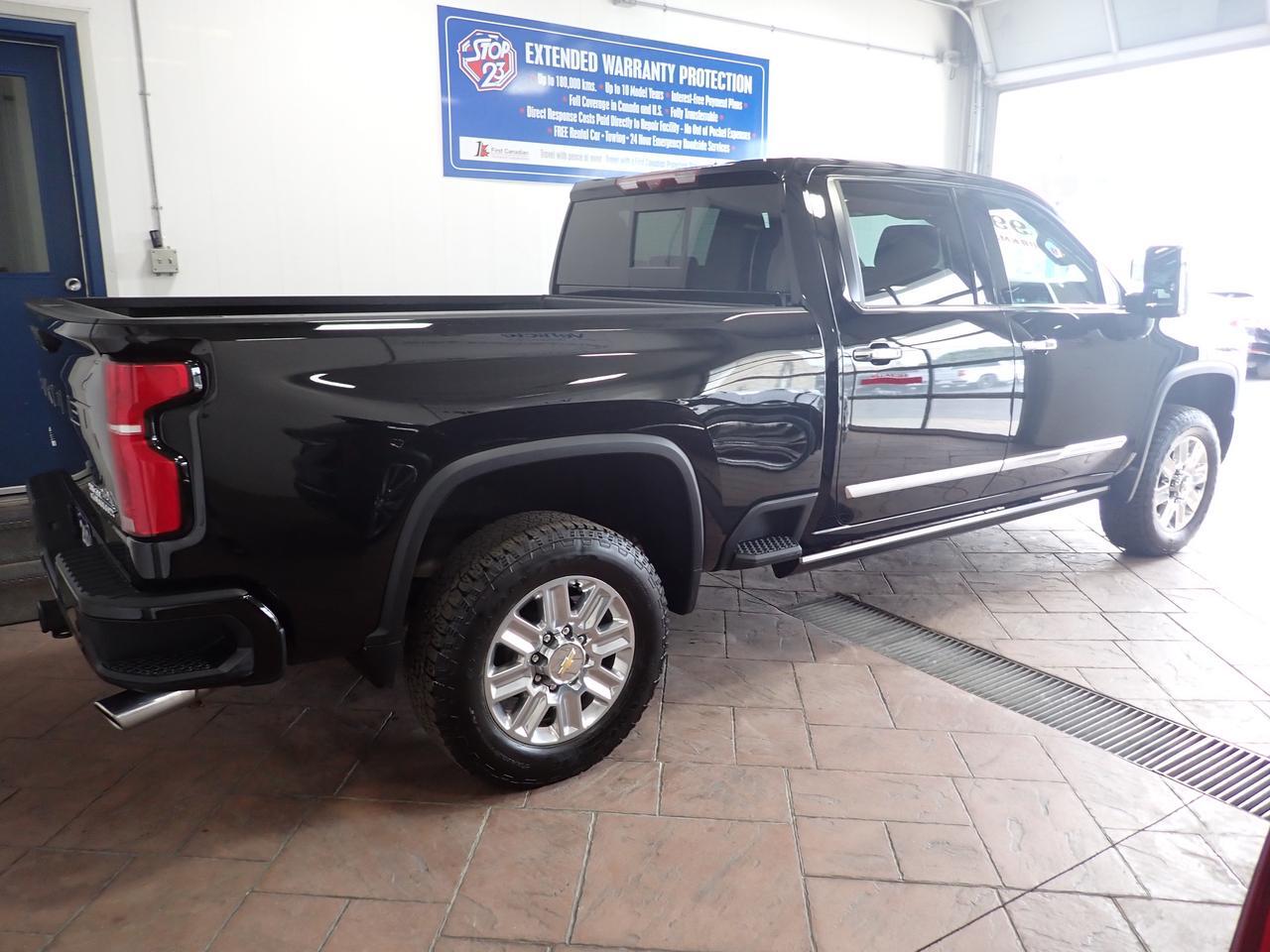 2024 Chevrolet Silverado 2500HD High Country 4WD CREW CAB LEATHER SUNROOF Listowel ON