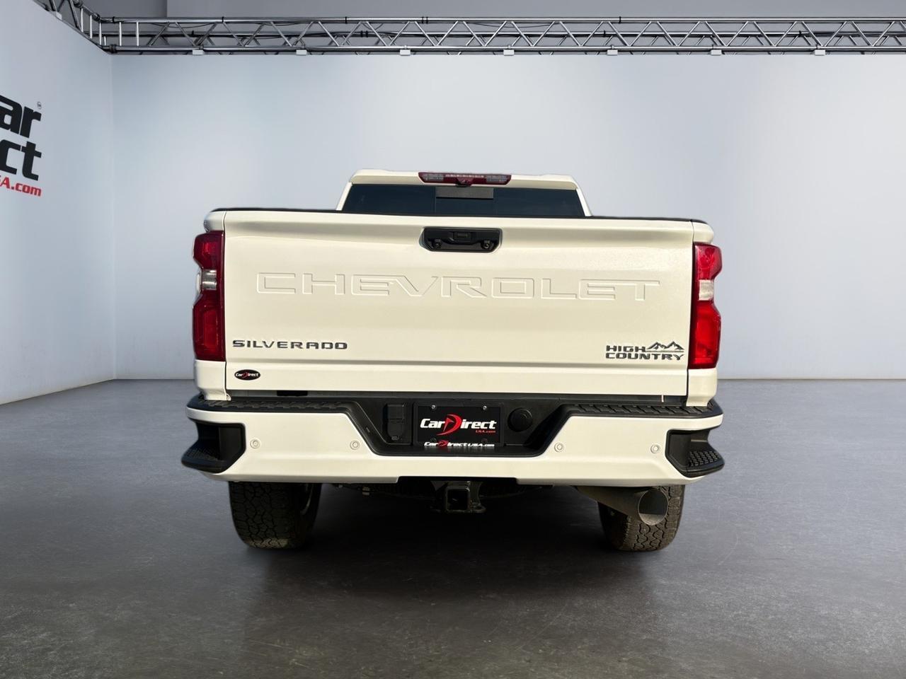 2024 Chevrolet Silverado 2500HD High Country, POWER RUNNING BOARDS, GOOSENECK/5TH WHEEL TOW PACKAGE, POWER TAILGATE, HEADS-UP DISPLAY, 360 BACKUP CAMERA, BED VIEW CAMERA, HEATED & COOLING SEATS, SUNROOF, ONLY 1 OWNER, CLEAN CARFAX, DRIVE ON THE HIGH ROAD! Virginia Beach VA