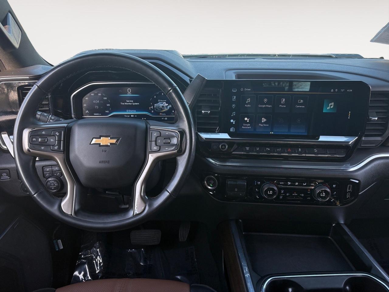 2024 Chevrolet Silverado 2500HD High Country, POWER RUNNING BOARDS, GOOSENECK/5TH WHEEL TOW PACKAGE, POWER TAILGATE, HEADS-UP DISPLAY, 360 BACKUP CAMERA, BED VIEW CAMERA, HEATED & COOLING SEATS, SUNROOF, ONLY 1 OWNER, CLEAN CARFAX, DRIVE ON THE HIGH ROAD! Virginia Beach VA