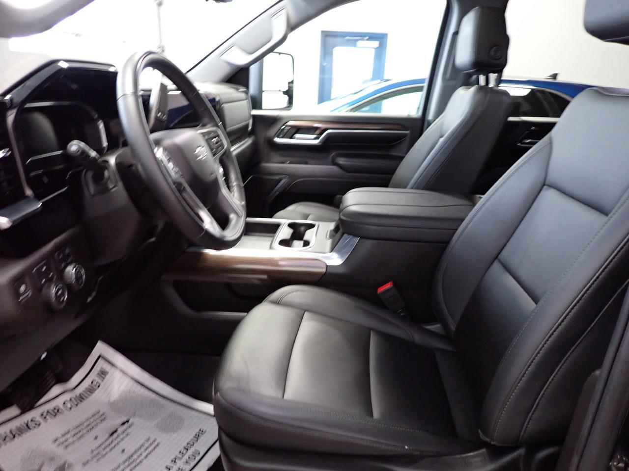 2024 Chevrolet Silverado 2500HD LT 4WD CREW CAB LEATHER Listowel ON