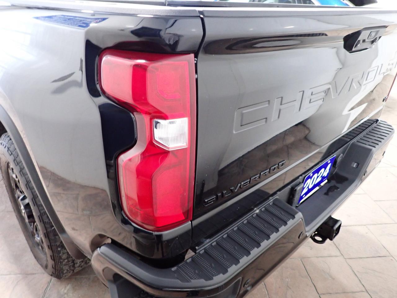 2024 Chevrolet Silverado 2500HD LT 4WD CREW CAB LEATHER Listowel ON